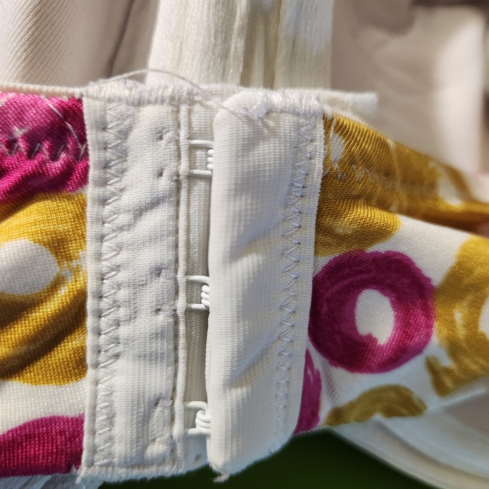 Colorful Patterned Bra - Picture 3 of 6